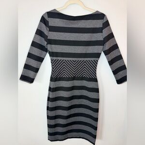 BCBG Sweater Dress – Size Small 🖤